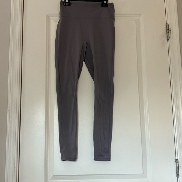 Fabletics Women’s Trinity Motion365® High-Waisted Leggings - Picture 5 of 11